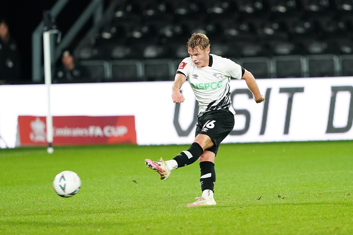 Liam Thompson playing for Derby County | Credit DCFC